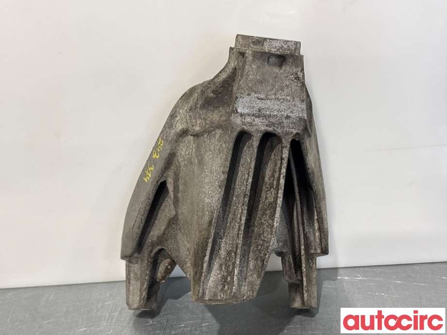 Motorfeste til Audi A5 2007-2016 (Type I)  (AUDI|8K0199307CC|)
