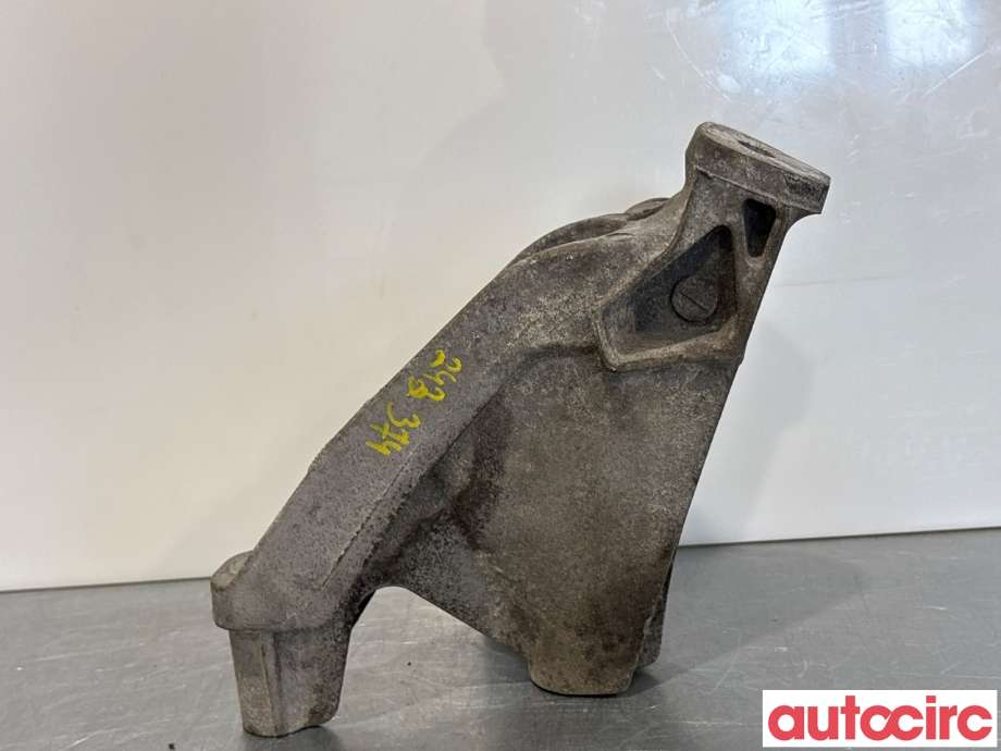 Motorfeste til Audi A5 2007-2016 (Type I)  (AUDI|8K0199307CC|)