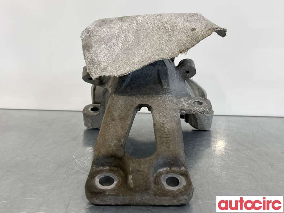 Motorfeste til Audi A6 2011-2014 (Type IV, Fase 1) (C7) (C7) (AUDI|4G0199308AE|4G0199308E)