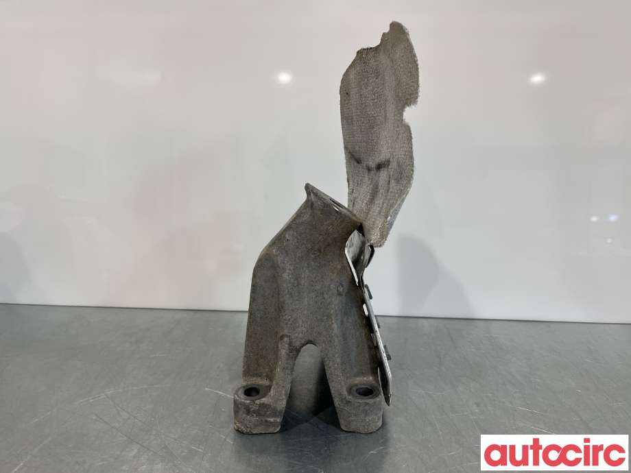 Motorfeste til Audi A6 2011-2014 (Type IV, Fase 1) (C7) (C7) (AUDI|8K0199307BH|8K0199307BJ)