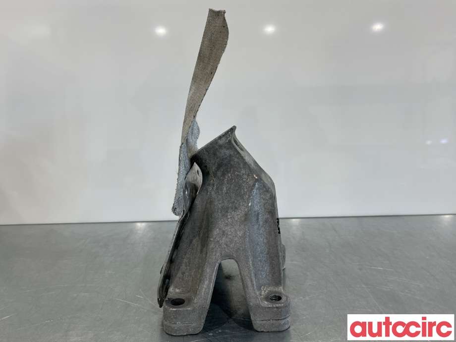 Motorfeste til Audi A6 2011-2014 (Type IV, Fase 1) (C7) (C7) (AUDI|8K0199307BH|8K0199307BJ)