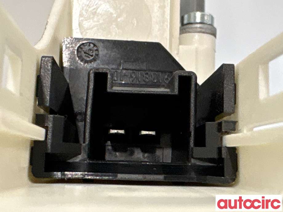 Ruteheis venstre foran til Audi A6 2011-2014 (Type IV, Fase 1) (C7) (C7) (AUDI|8K0959801B|1101-919810-200)