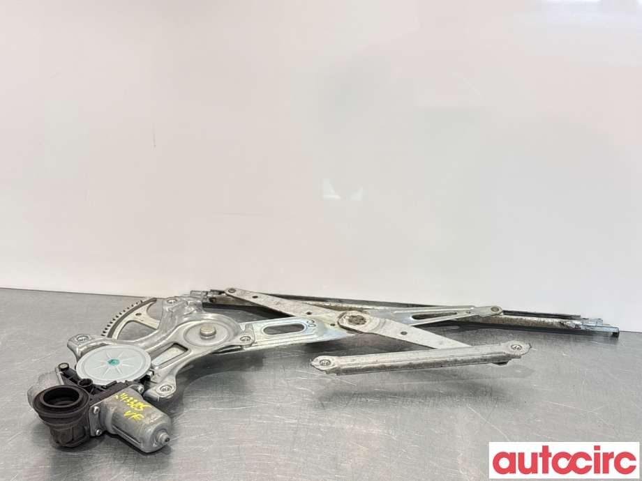 Ruteheis venstre foran til Toyota RAV4 2013-2015 (Type IV, Fase 1) (TOYOTA|8572042110|062020-3010|85720-42110)