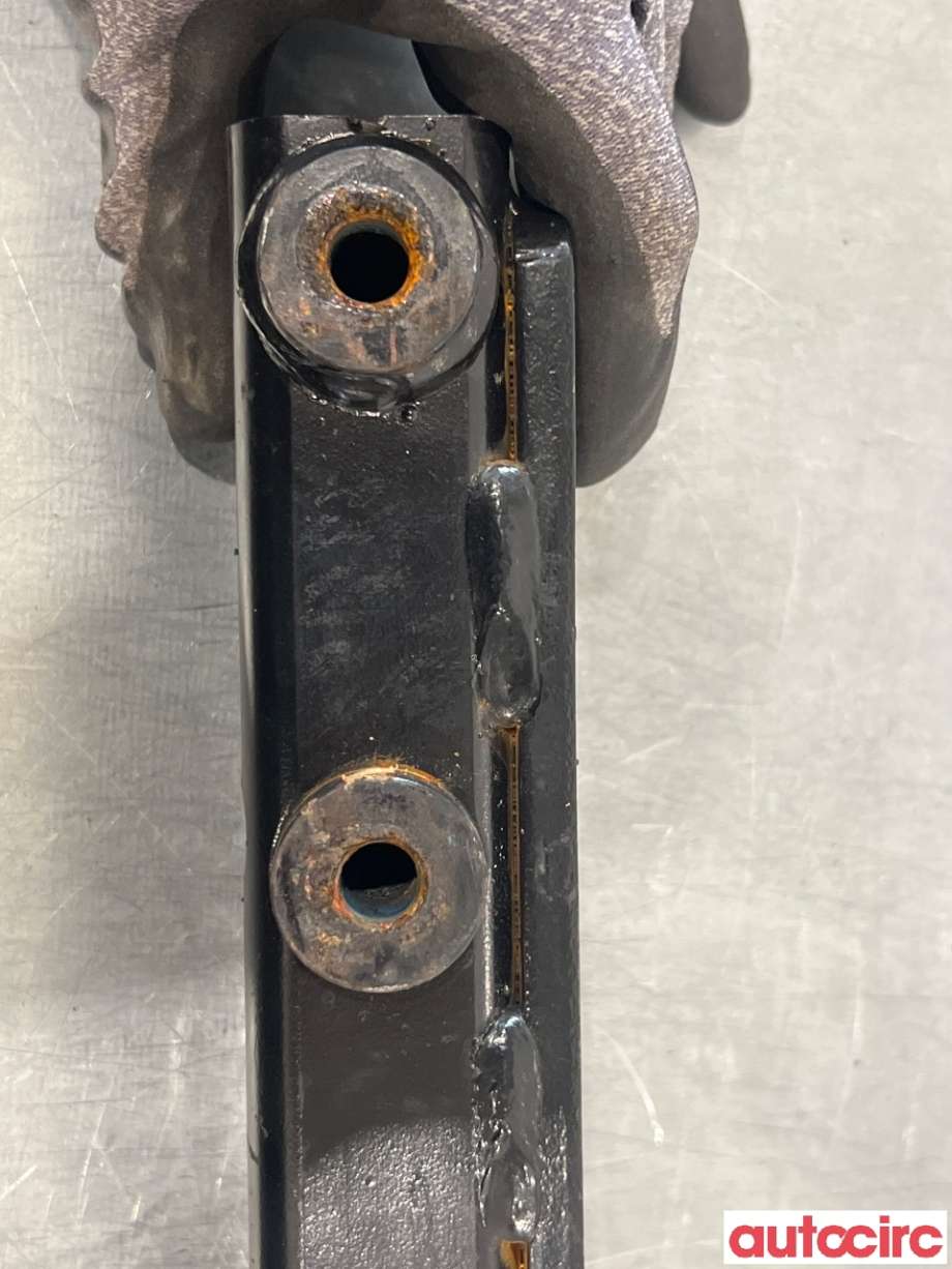 Hengerfeste til Mercedes ML 2005-2011 (W164) (W164) (MERCEDES|A1643100118|A1643100218|)