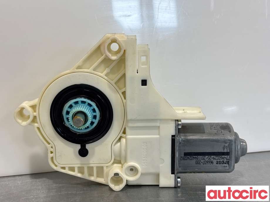Ruteheis høyre bak til Audi A4 2007-2014 (Type IV) (B8) (B8) (AUDI|8K0959812A|1101-965577-200)