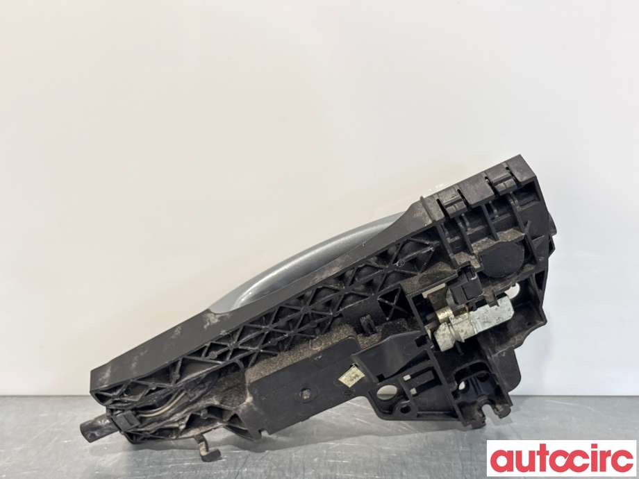 Dørhåndtak utv høyre bak til Audi A4 2007-2014 (Type IV) (B8) (B8) (AUDI|8T0837205A|242538|8T0-2837886)