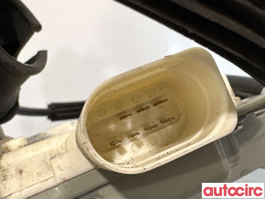 Låsekasse høyre bak til Audi A4 2007-2014 (Type IV) (B8) (B8) (AUDI|8K0839016|)
