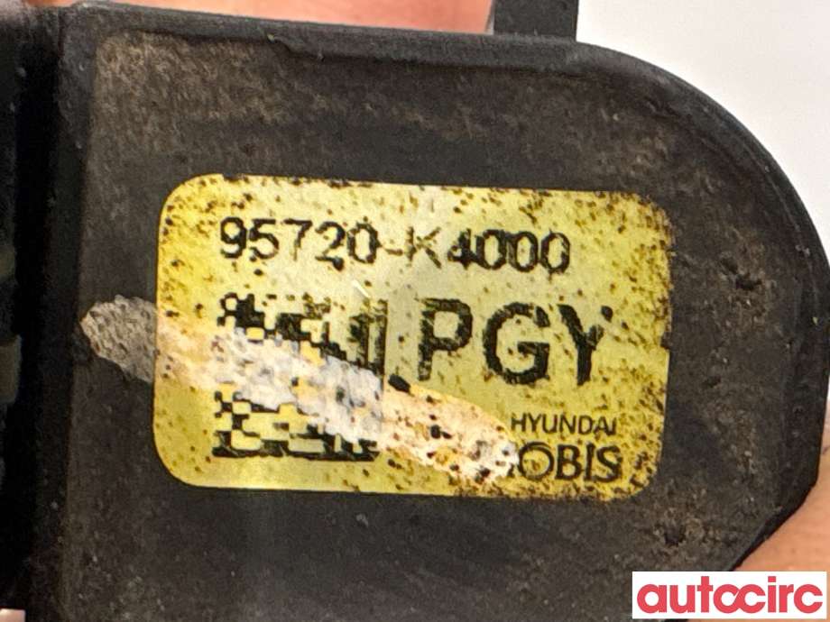 Parkeringssensor bak til Hyundai Kona 2017-2021 (Type I, Fase 1) (HYUNDAI|95720J9000CA||95720-K4000)