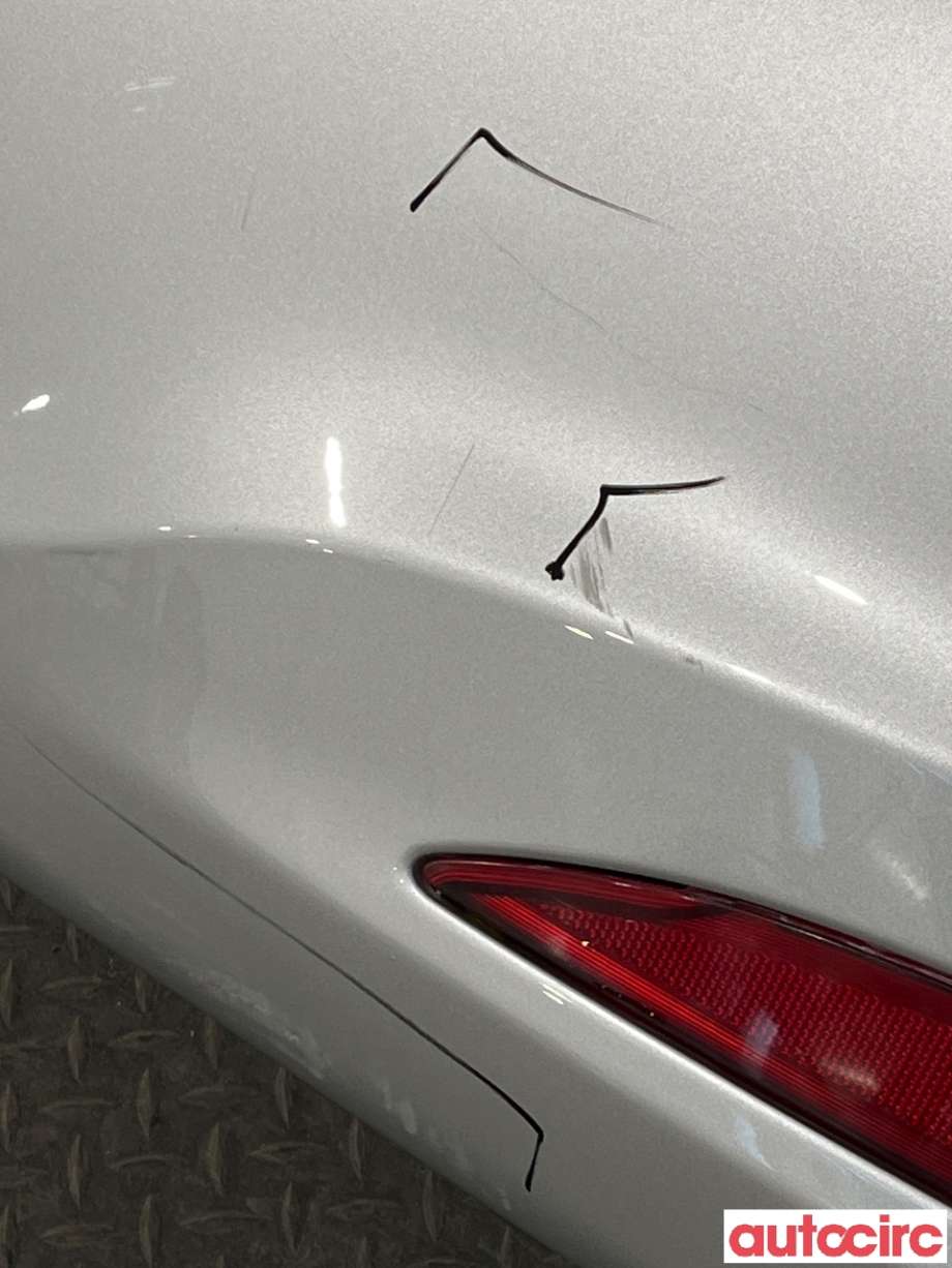 Støtfanger bak til Toyota Yaris 2012-2014 (Type III, Fase 1)  (TOYOTA|521590D993)