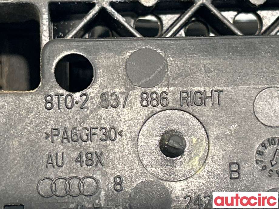 Dørhåndtak utv høyre bak til Audi Q5 2012-2017 (Type I, Fase 2)  (AUDI|8R0837208|8T0837886|8T02837886)