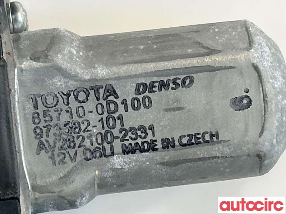 Ruteheis høyre foran til Toyota Yaris 2014-2020 (Type III, Fase 2) (TOYOTA|698100D300||85710-0D100)