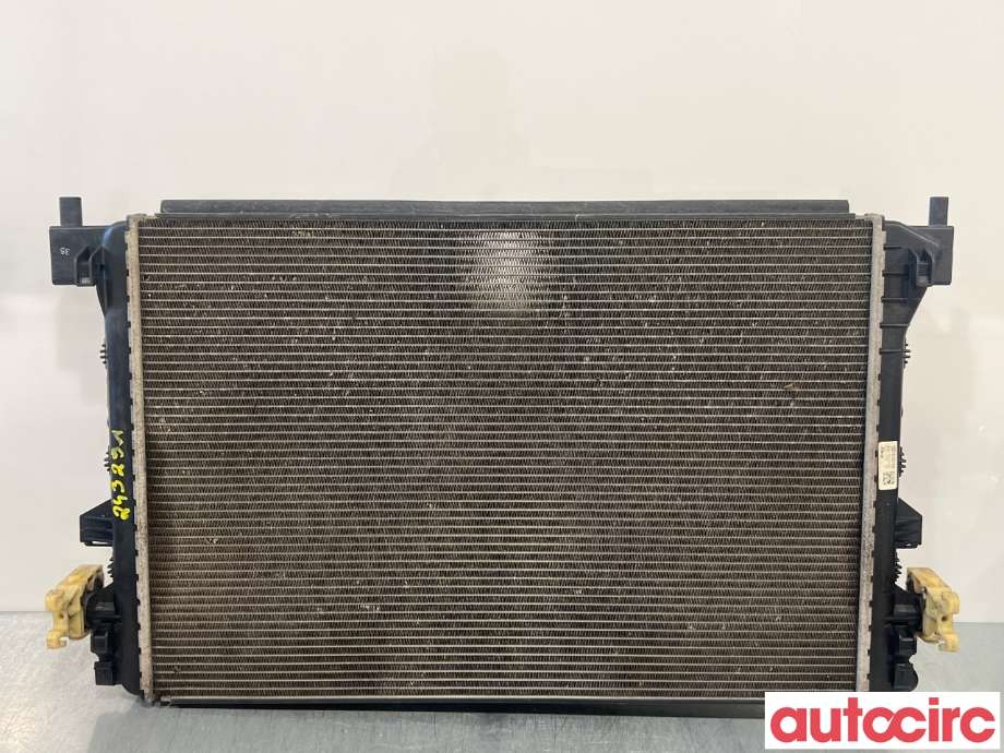 Radiator (automat gir) til VW e-Golf 2014-2017 (Fase 1) (VOLKSWAGEN|5Q0121251GC|)