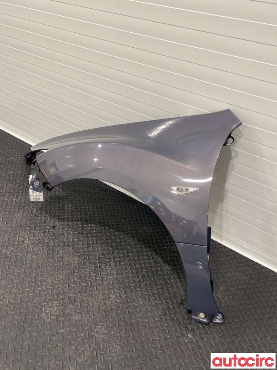 Skjerm venstre foran til Mazda 6, 2008-2010 (Type II, Fase 1)  (MAZDA|GSYD-52-210)