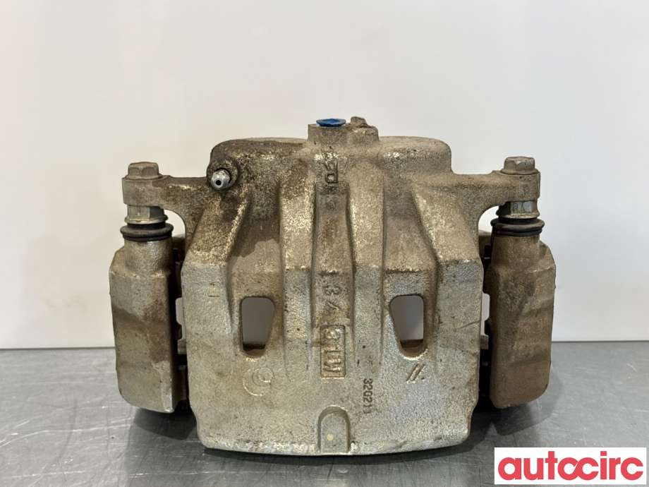 Bremsecaliper høyre foran til Lexus RC 2015-->> (LEXUS|4773042130|)