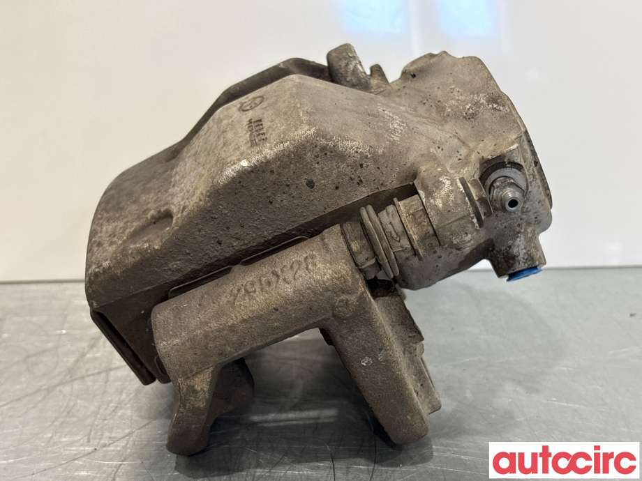 Bremsecaliper høyre foran til Mercedes C-Klasse 2011-2014 (Fase 2) (W204) (W204) (MERCEDES|A2044212681|)
