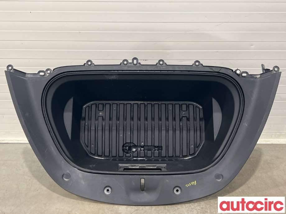 Diverse deler til Tesla Model Y, 2021-2024 (Type I)  (TESLA|1492606-00-E)