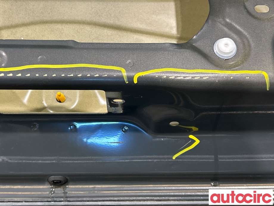 Bakluke combi til Kia Optima 2017-2020  (KIA|73700D4310)