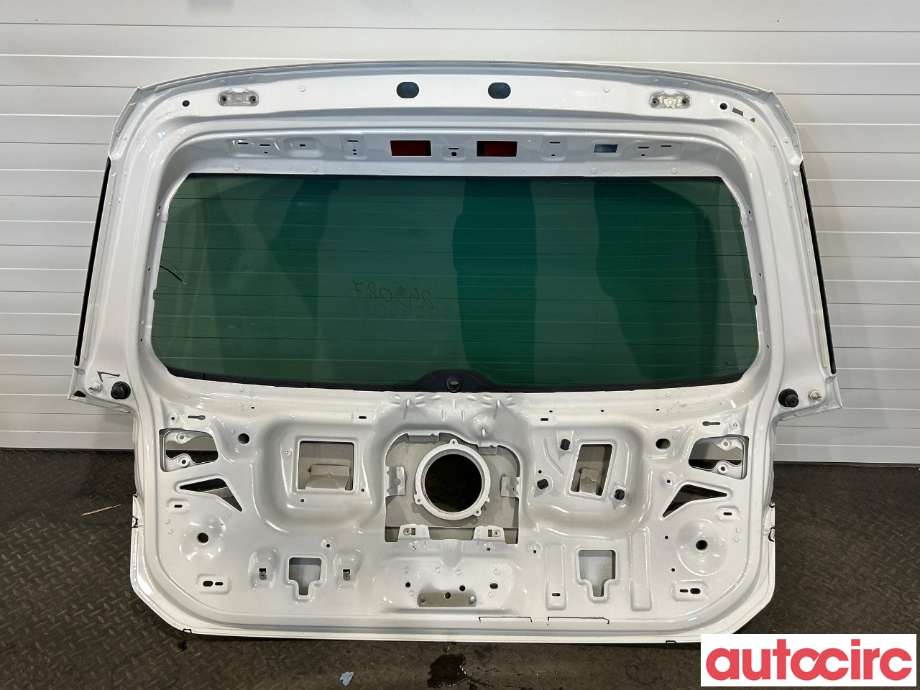 Bakluke combi til VW Passat 2015-2019 (Fase 1) (B8) (B8) (VOLKSWAGEN|3G9827025A)