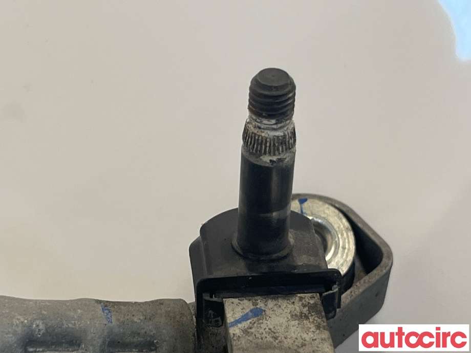 Viskermotor frontrute til Mercedes C-Klasse 2014-2018 (Fase 1) (W205) (W205) (MERCEDES|A2058200740)