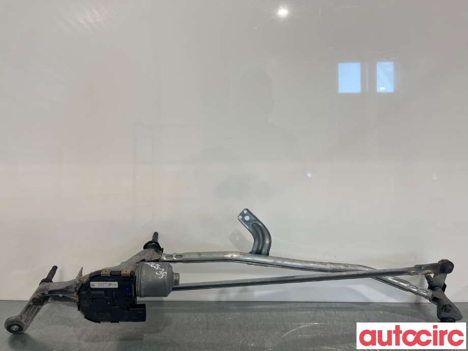Viskermotor frontrute til Mercedes C-Klasse 2014-2018 (Fase 1) (W205) (W205) (MERCEDES|A2058200740)