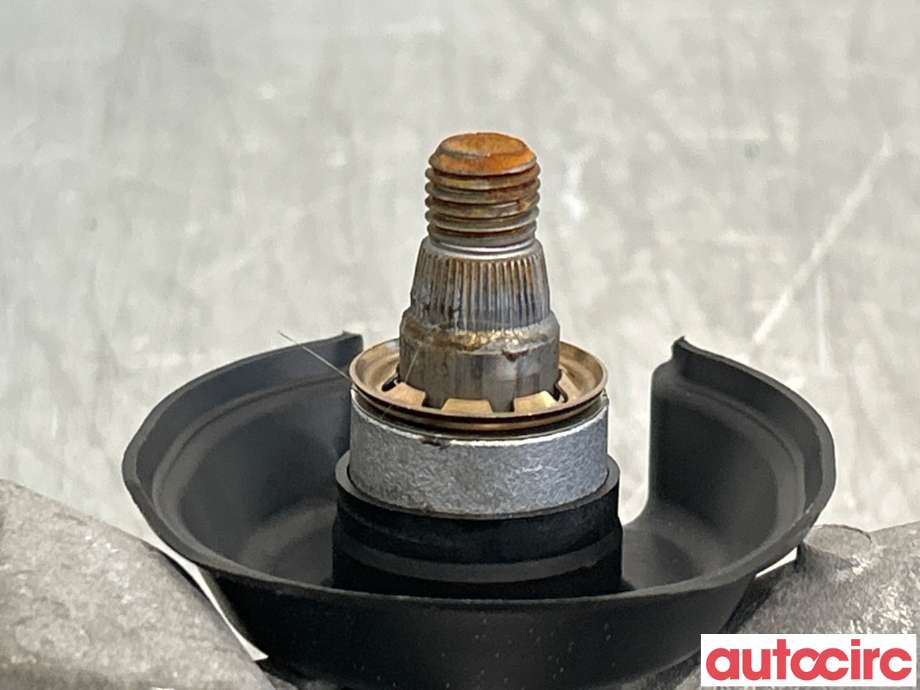 Viskermotor frontrute til Suzuki Swift 2005-2010 (SUZUKI|3810063J60||KD53-67340A)