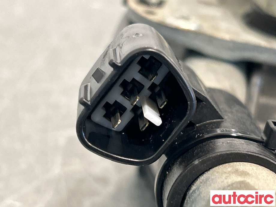 Viskermotor frontrute til Toyota Avensis 2009-2015 (Type III, Fase 1) (TOYOTA|8501005080|0390241642|85110-05070-B)
