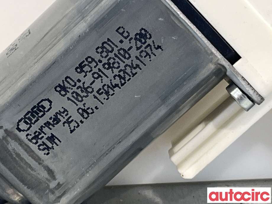 Ruteheis venstre foran til Audi Q5 2012-2017 (Type I, Fase 2) (AUDI|8K0959801B)
