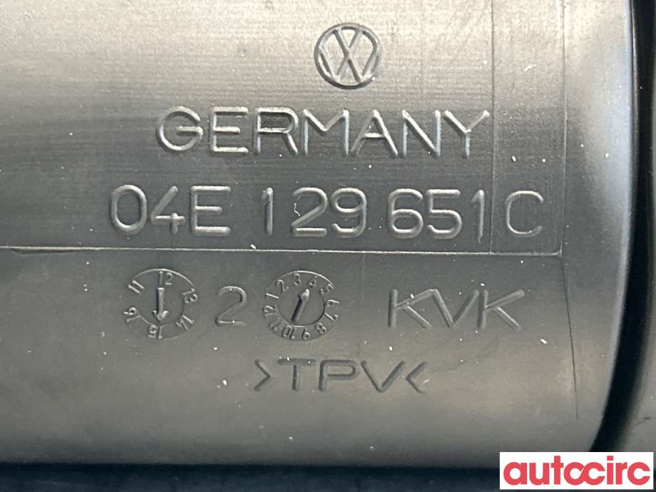 Luftslange innsug til VW e-Golf 2014-2017 (Fase 1)  (VOLKSWAGEN|04E129651C|)
