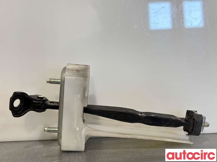 Dørstopper til Lexus RC, 2015-->>  (LEXUS|6864046010)