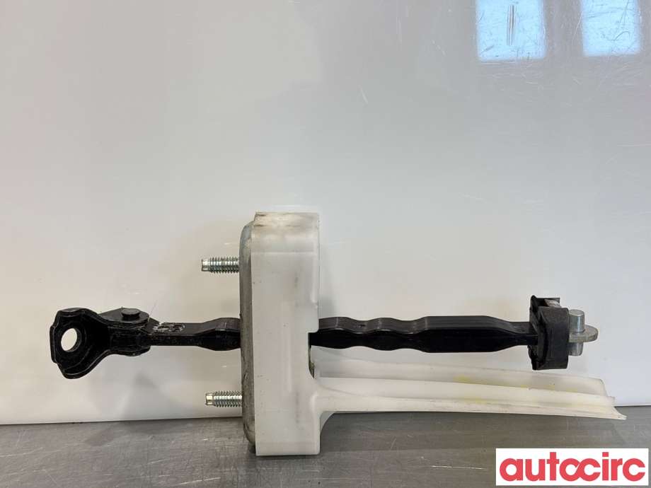 Dørstopper til Lexus RC, 2015-->>  (LEXUS|6862046030)
