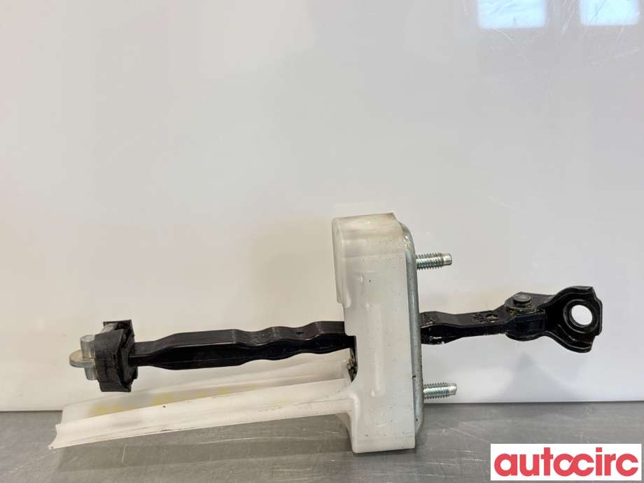 Dørstopper til Lexus RC, 2015-->>  (LEXUS|6861046030)