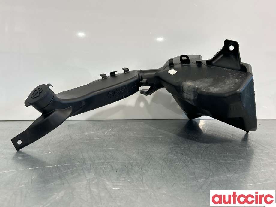 Spylertank til Tesla Model Y 2021-2024 (Type I) (TESLA|1490400-00-C|)