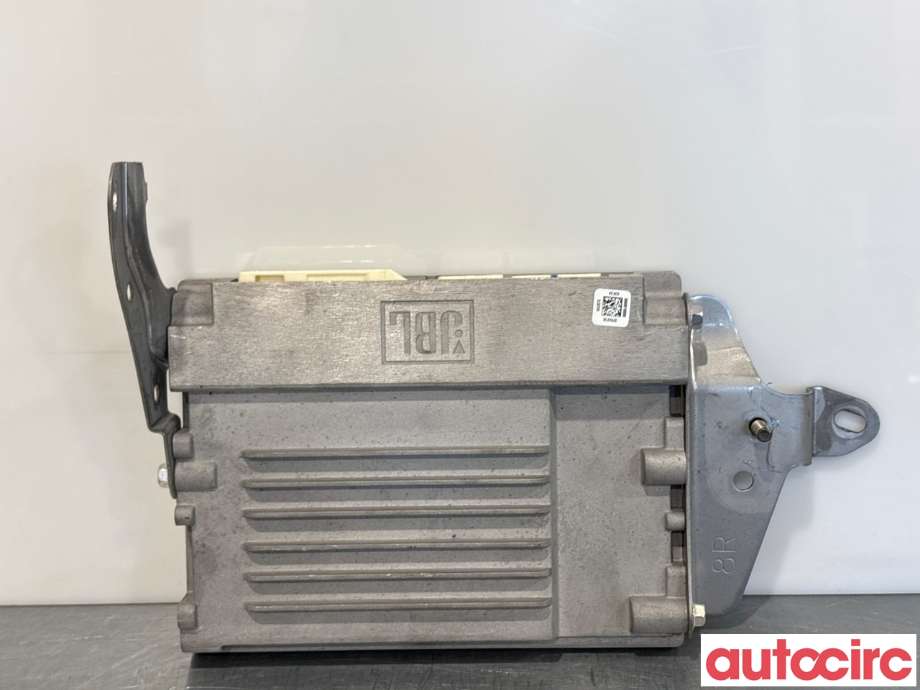 Bilstereo forsterker til Toyota RAV4, 2019-->> (Type V) (TOYOTA|8628042060)