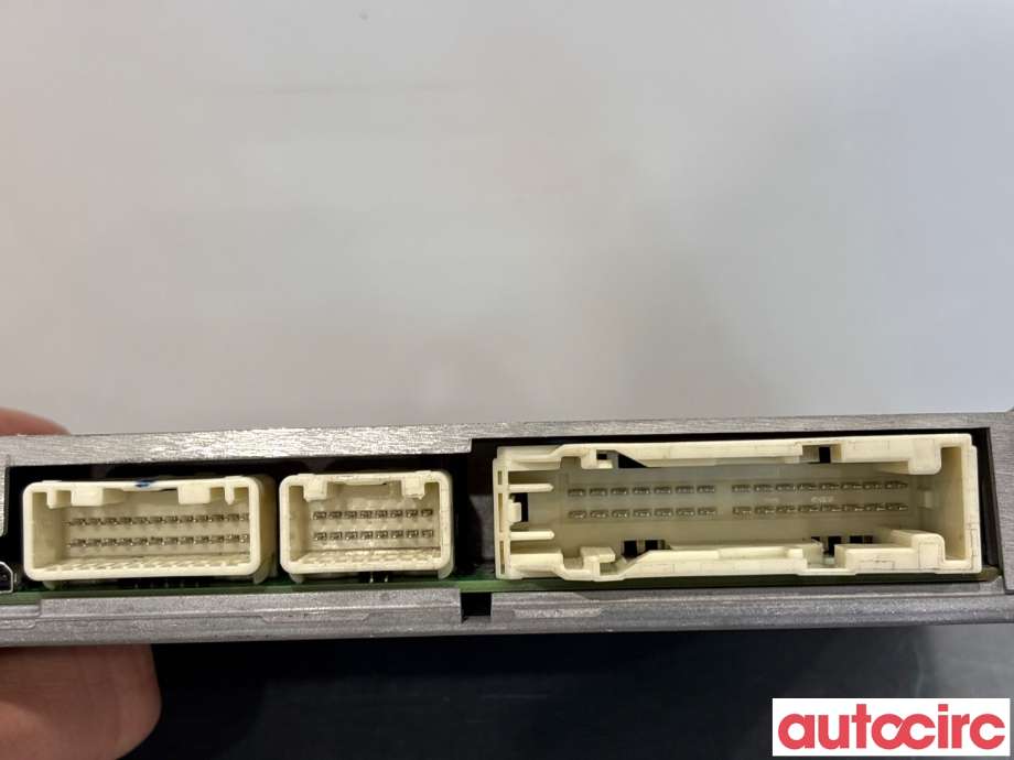 Bilstereo forsterker til Toyota RAV4 2019-->> (Type V) (TOYOTA|8628042060|3294218|86280-42060)