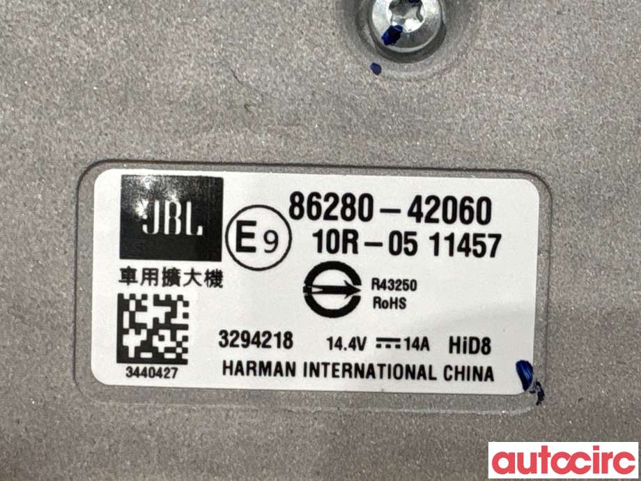 Bilstereo forsterker til Toyota RAV4 2019-->> (Type V) (TOYOTA|8628042060|3294218|86280-42060)