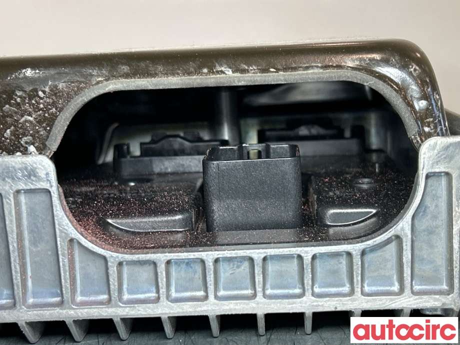 Styreenhet comfort (BCM) til Tesla Model Y 2021-2024 (Type I)  (TESLA|1866750-20-B|1497327-00-B)