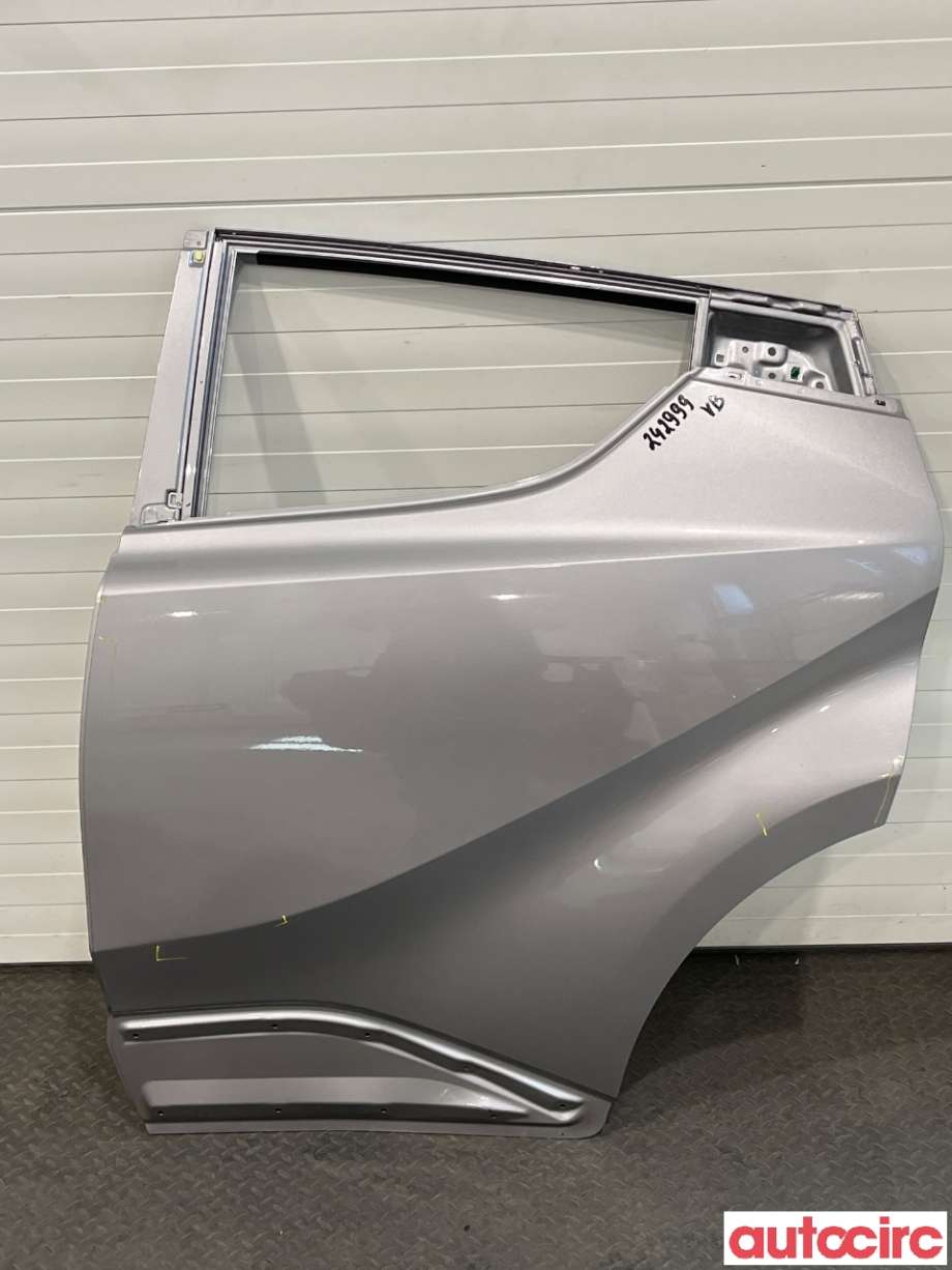 Dør venstre bak til Toyota C-HR, 2016-->>  (TOYOTA|67004F4010)