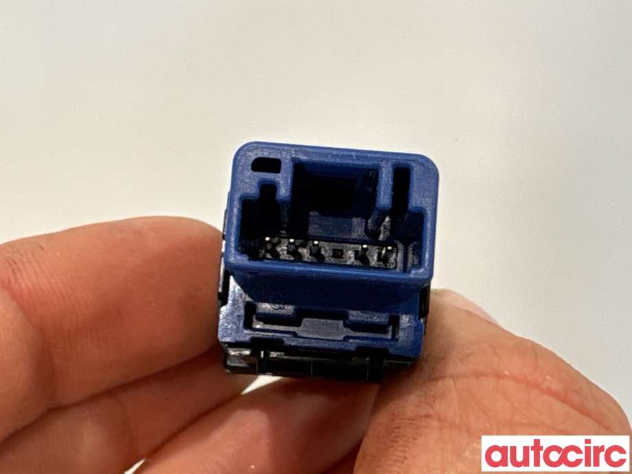 Bryter diverse til Toyota RAV4 2019-->> (Type V) (TOYOTA|8425542020|)
