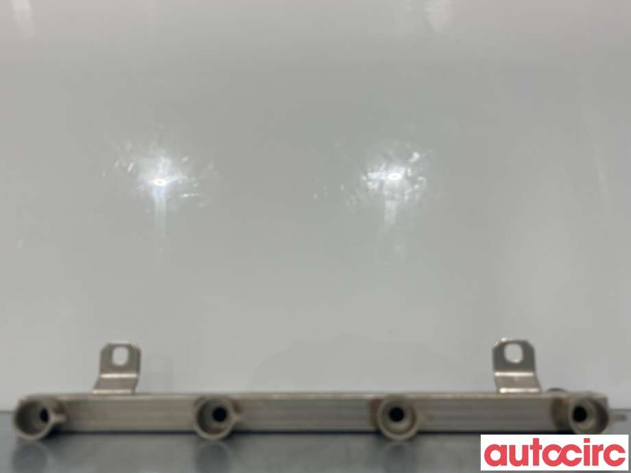 Dyseskinne (fuelrail) til Opel Corsa D 2006-2014  (OPEL|55562258|)