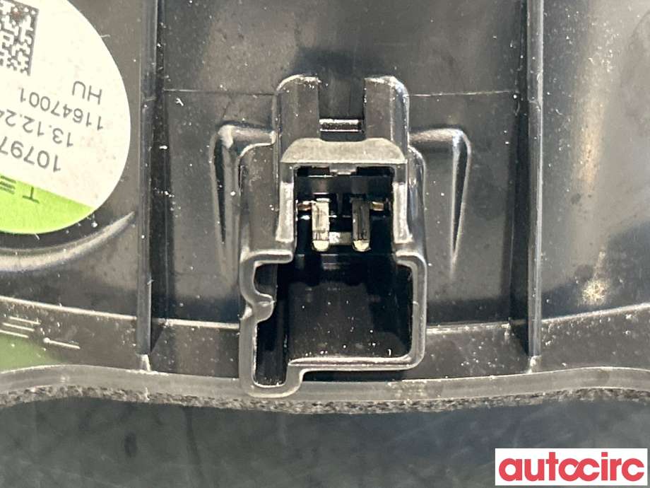 Bilstereo høyttaler til Tesla Model Y 2021-2024 (Type I) (TESLA|1079744-00-E|)