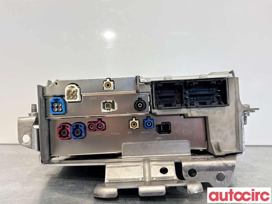 Bilstereo navigasjon til Mercedes EQE 2022-->>  (MERCEDES|A2979004514||A2979004617)