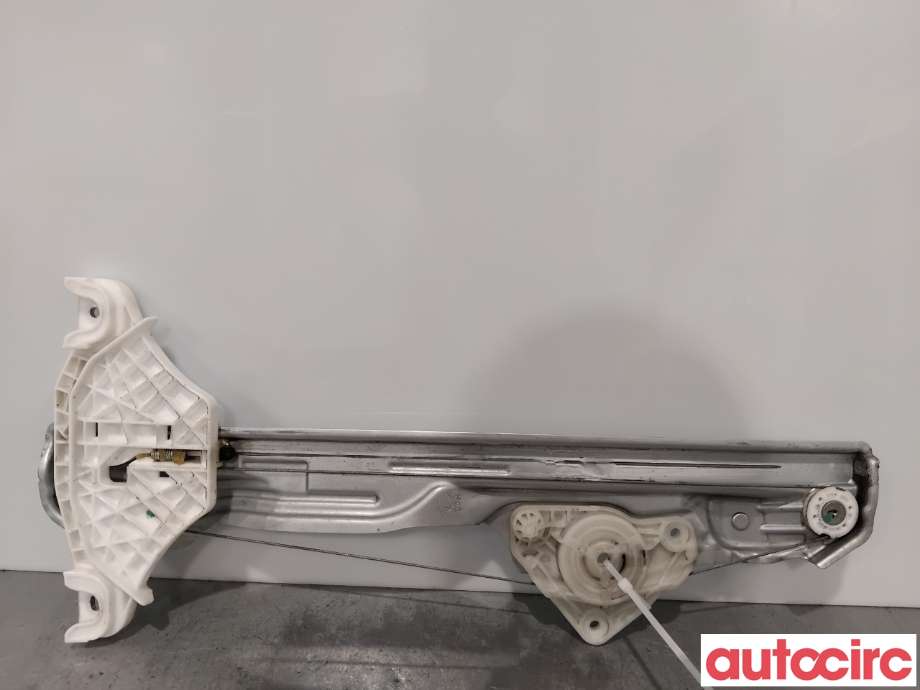 Ruteheis til Hyundai Kona, 2017-2021 (Type I, Fase 1)  (HYUNDAI|83403J9000)