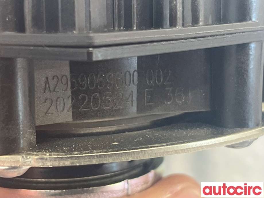 Baklukeåpner motor til Mercedes EQE 2022-->>  (MERCEDES|A2959069600)