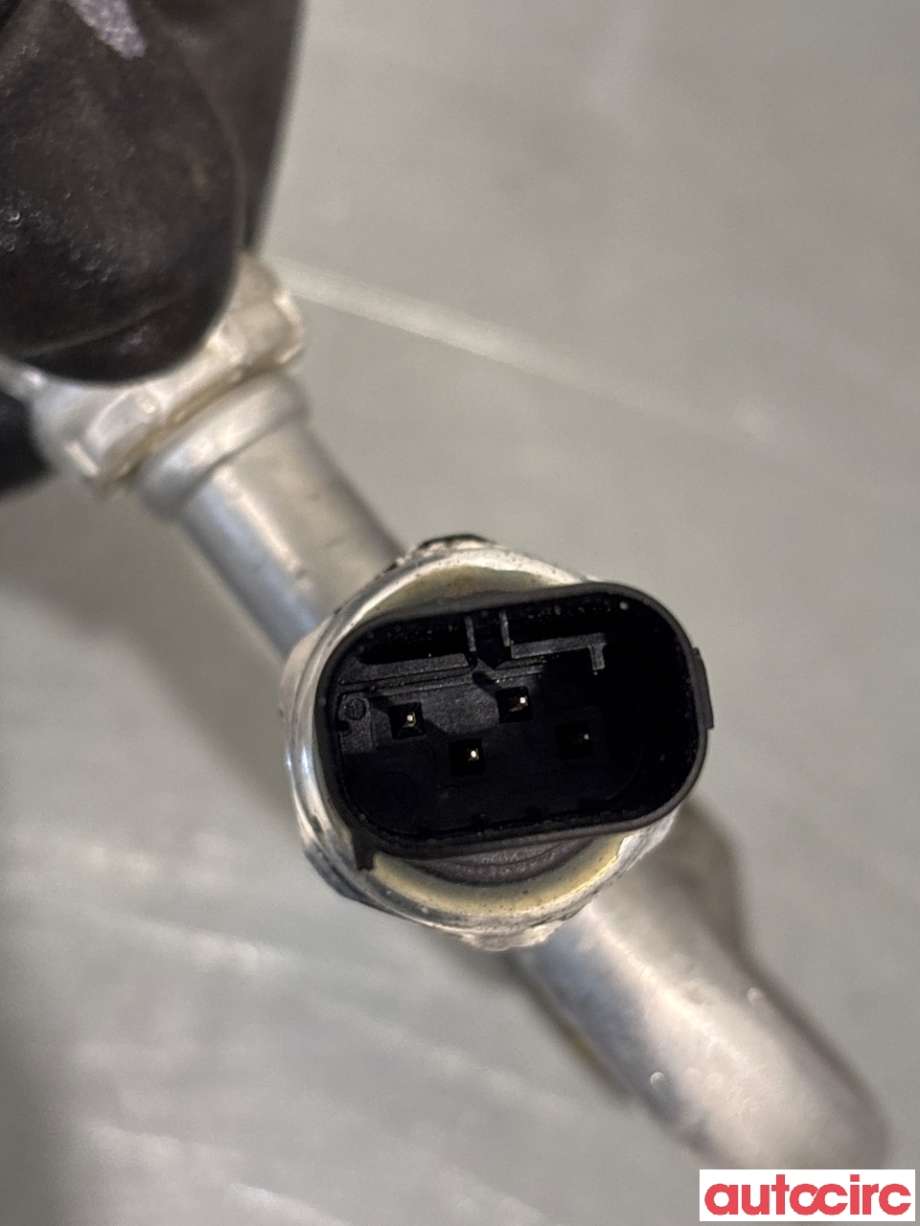 Aircondition rør til Hyundai Ioniq 5 2021-->> (HYUNDAI|97762GI501|)