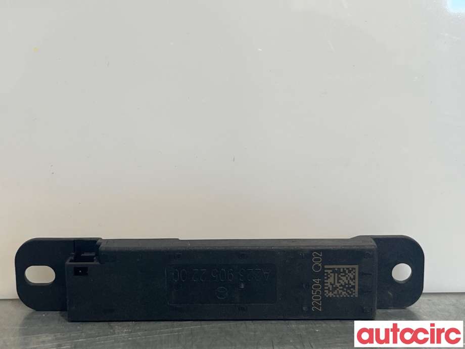 Antenne forsterker til Mercedes EQE, 2022-->>  (MERCEDES|A2069056802)