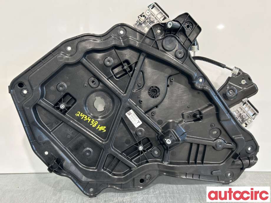 Ruteheis til Tesla Model Y 2021-2024 (Type I) (TESLA|1526803-00-F||1495513-00-G)