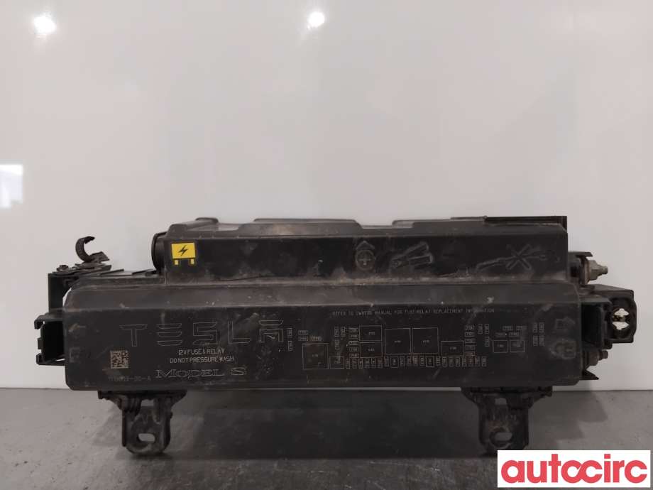 Sikringsboks til Tesla Model S 2016-2021 (Fase 2) (TESLA|1034405-00-D|)