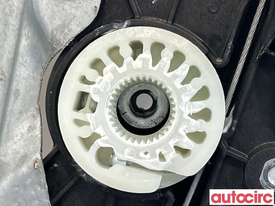 Ruteheis til Mazda MX-30 2020-->> (MAZDA|DN4E-58-590D|)