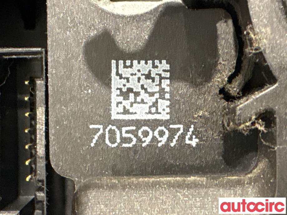 Låsekasse høyre foran til BMW 3-Serie 2005-2011 (E90/E91/E92/E93) (E90/E91/E92/E93) (BMW|51217202146||7059974)
