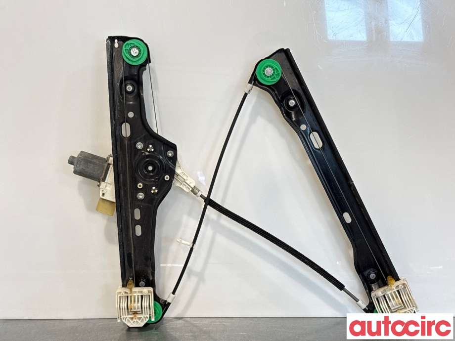 Ruteheis høyre foran til BMW 3-Serie 2005-2011 (E90/E91/E92/E93) (E90/E91/E92/E93) (BMW|67626927028|0130822227|6927028)